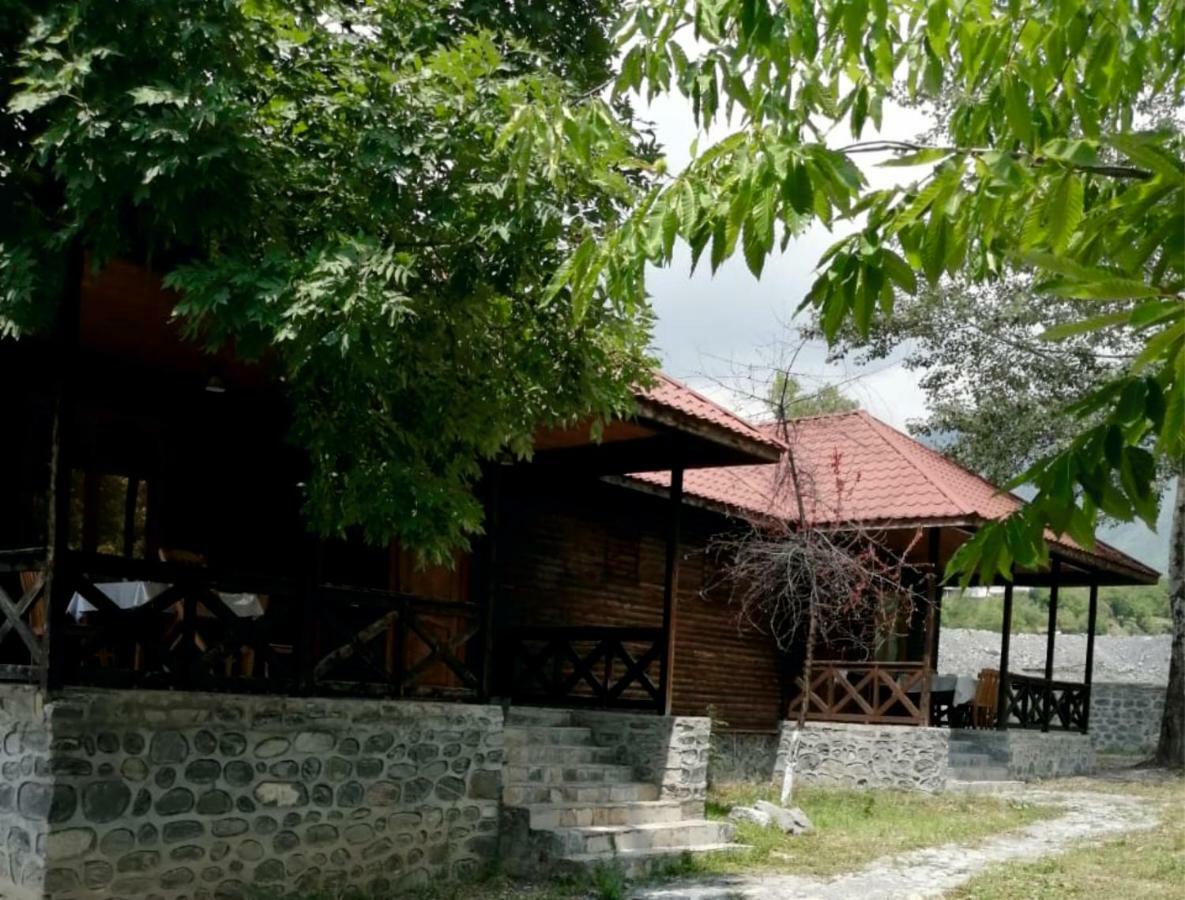 Kish Adasi Şǝki Εξωτερικό φωτογραφία